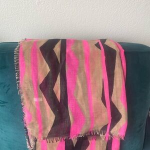 Source Unknown Pink and Brown Geometric Scarf